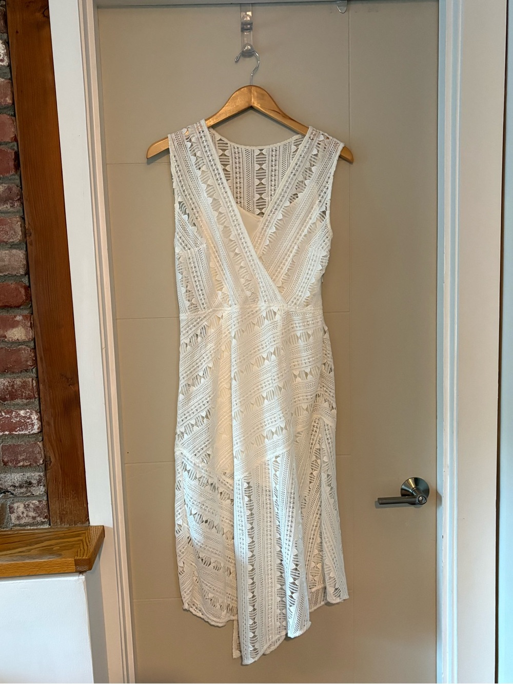 Tracy Reese White Lace Wrap-Style Midi Dress